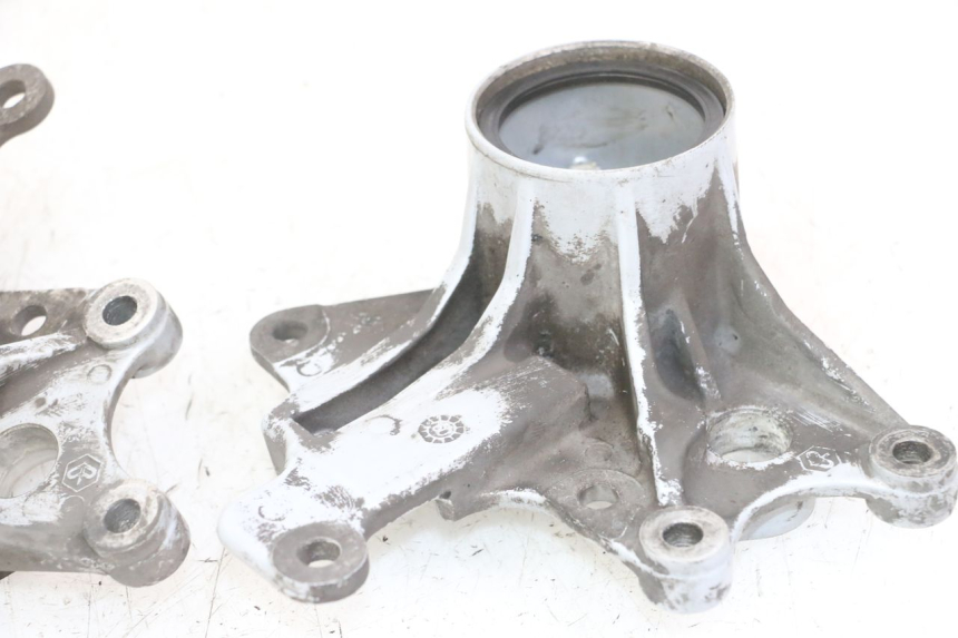 photo de HALTER BREMSZANGE VORNE PIAGGIO MP3 LT 400 (2007 - 2012)
