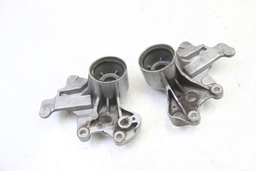 photo de HALTER BREMSZANGE VORNE PIAGGIO MP3 500 (2014 - 2016)