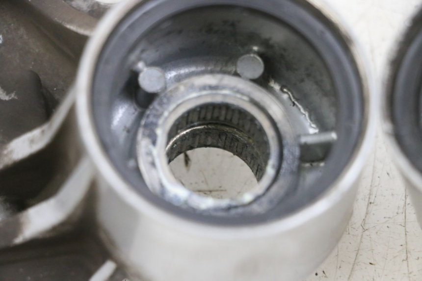 photo de HALTER BREMSZANGE VORNE PIAGGIO MP3 125 (2006 - 2014)