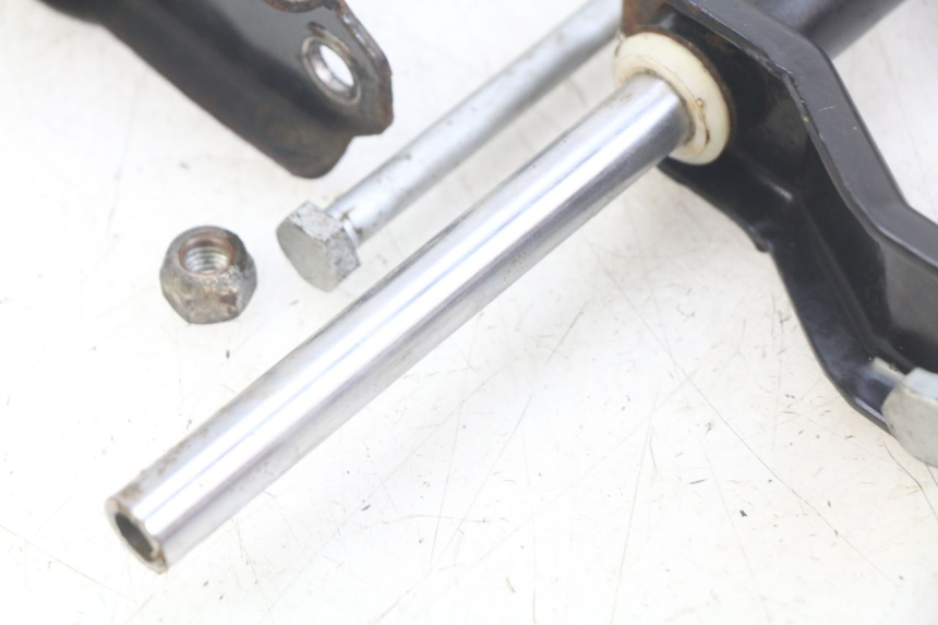 photo de MOTORHALTERUNG PEUGEOT CITYSTAR 125 (2011 - 2017)