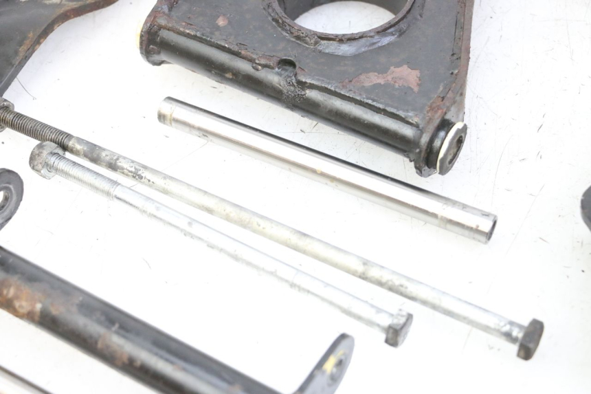 photo de MOTORHALTERUNG PIAGGIO MP3 LT 400 (2007 - 2012) - Details der Befestigungspunkte