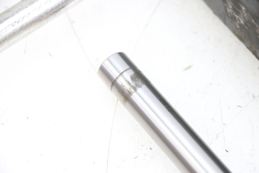 photo de MOTORHALTERUNG PIAGGIO MP3 LT 400 (2007 - 2012) - Charakteristische Merkmale