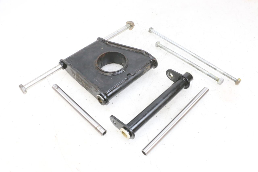 photo de MOTORHALTERUNG PIAGGIO MP3 LT 400 (2007 - 2012) - Zoom auf Komponenten