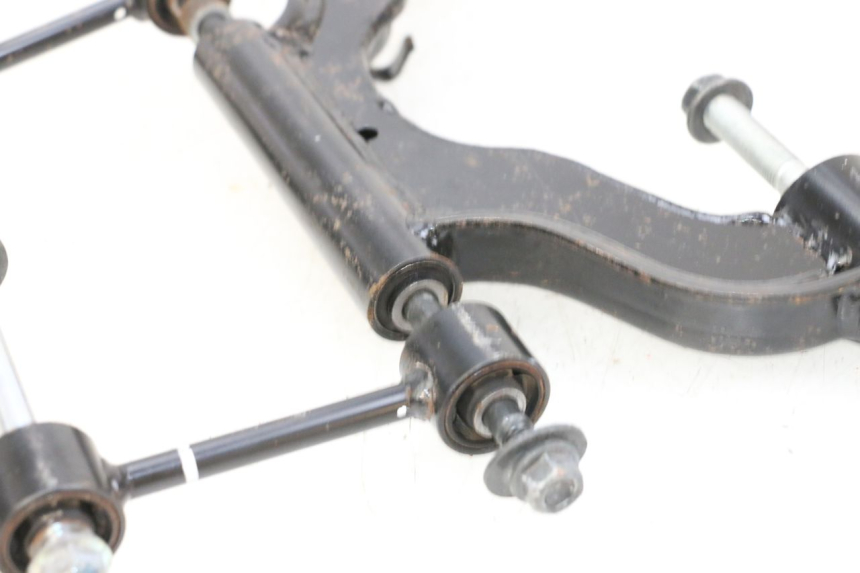 photo de MOTORHALTERUNG YAMAHA X-MAX XMAX 125 (2010 - 2013) - Zoom auf Gebrauchszustand