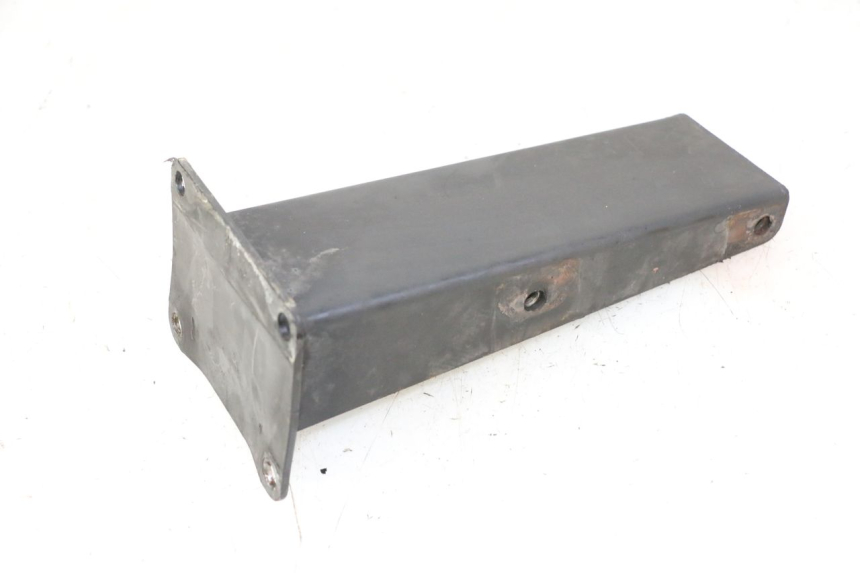 photo de AUSPUFFHALTERUNG QUADRO 4 4D 350 (2015 - 2018)