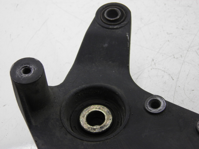 photo de AUSPUFFHALTERUNG DAELIM S2 FI 125 (2008 - 2017)