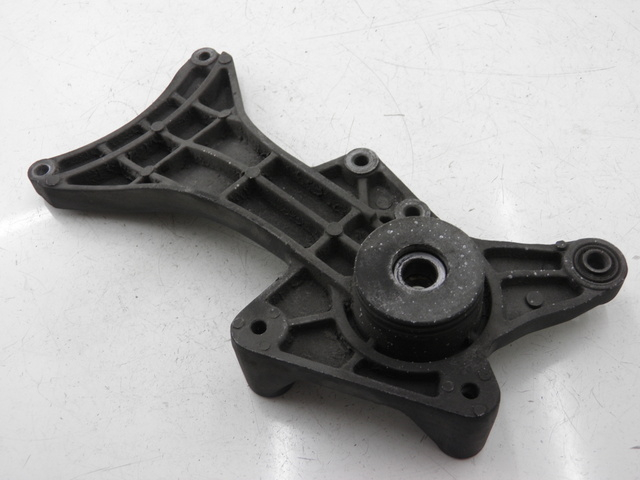 photo de AUSPUFFHALTERUNG DAELIM S2 FI 125 (2008 - 2017)