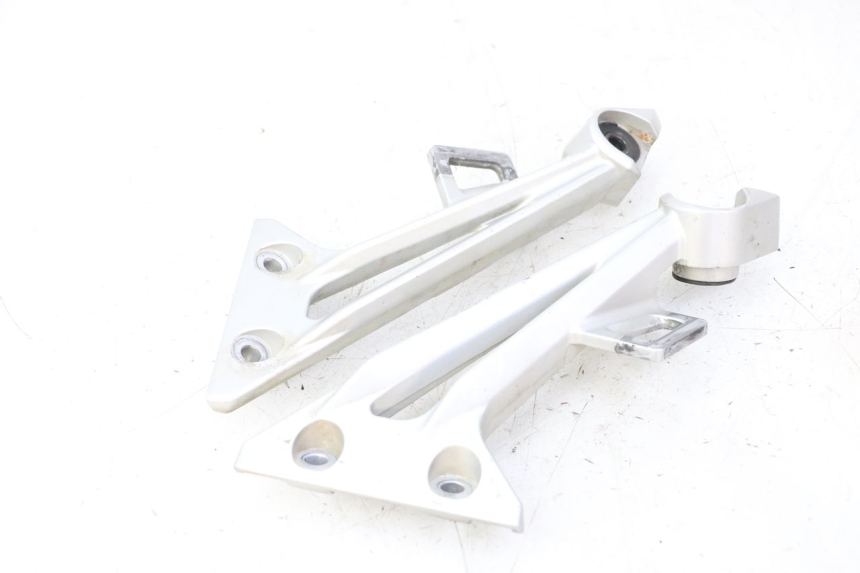 photo de AUSPUFFHALTERUNG YAMAHA FJR ABS 1300 (2006 - 2012)