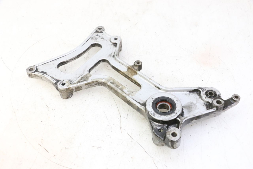 photo de AUSPUFFHALTERUNG KYMCO GRAND DINK 125 (2002 - 2007)