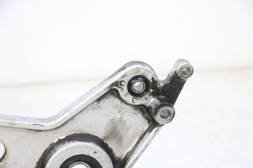 photo de AUSPUFFHALTERUNG KYMCO GRAND DINK 125 (2002 - 2007)