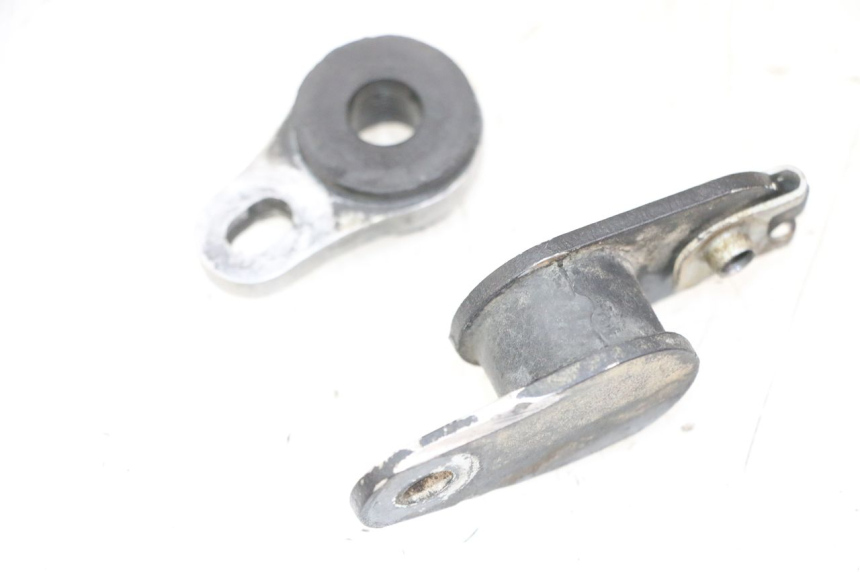 photo de AUSPUFFHALTERUNG HONDA CR 85 (2003 - 2007)