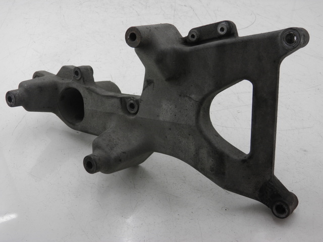 photo de AUSPUFFHALTERUNG HONDA FES PANTHEON 125 (2003 - 2007)