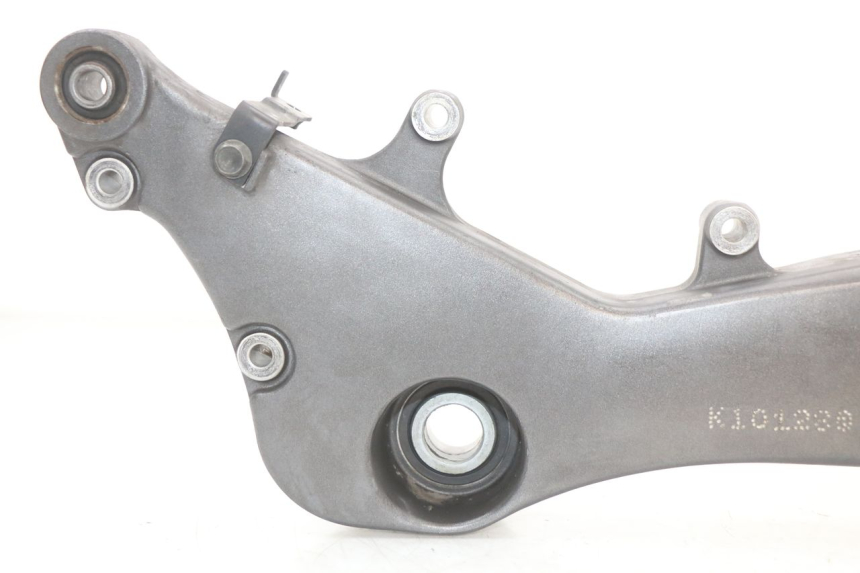 photo de AUSPUFFHALTERUNG HONDA FJS SILVER WING SILVERWING 400 (2005 - 2008)