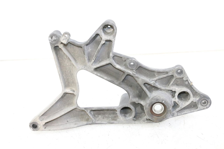 photo de AUSPUFFHALTERUNG SYM JOYMAX 125 (2010 - 2017)