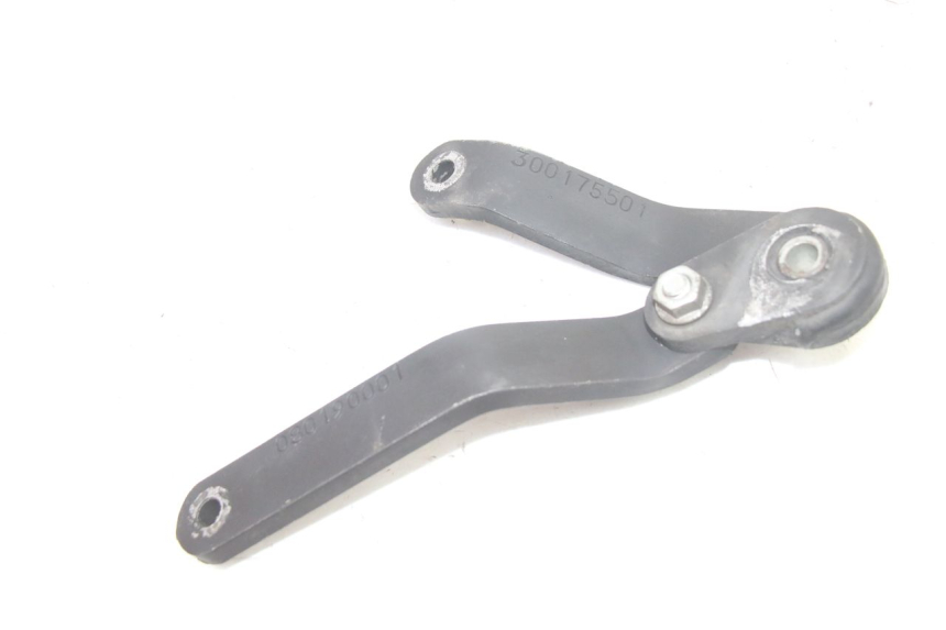 photo de AUSPUFFHALTER PEUGEOT KISBEE 2T 50 (2010 - 2017)