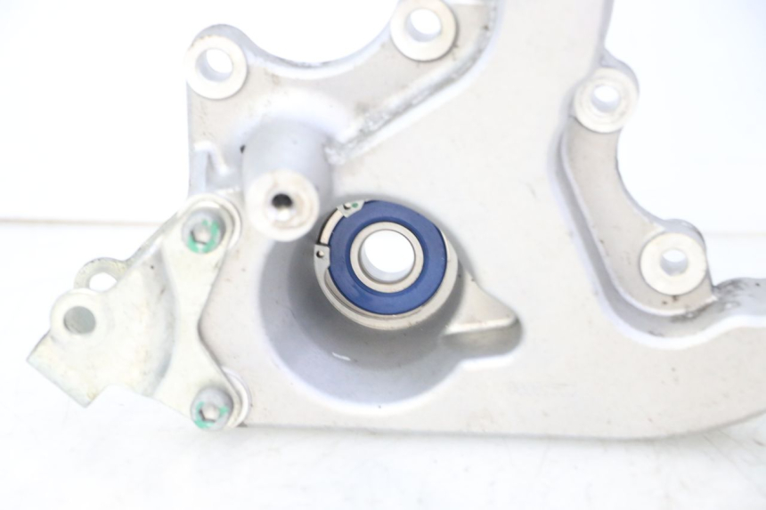 photo de AUSPUFFHALTERUNG PIAGGIO MP3 HPE 310 (2024 - 2025)