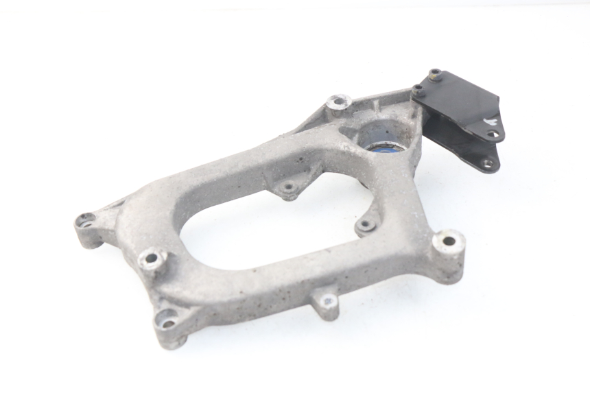 photo de AUSPUFFHALTERUNG PEUGEOT SATELIS 300 (2012 - 2015) - Zoom auf Gebrauchszustand