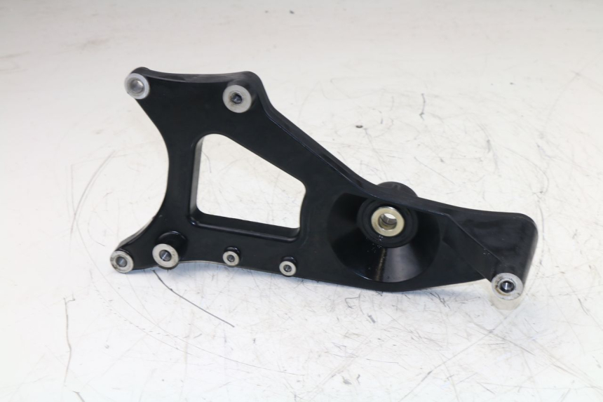 photo de AUSPUFFHALTERUNG YAMAHA VITY 125 (2008 - 2013)