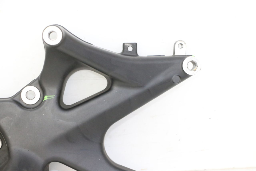 photo de AUSPUFFHALTERUNG YAMAHA XMAX X-MAX 125 (2021 - 2025)