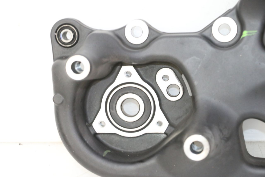 photo de AUSPUFFHALTERUNG YAMAHA XMAX X-MAX 125 (2021 - 2025)