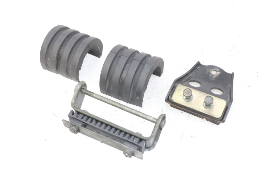 photo de HALTER KRAFTSTOFFTANK YAMAHA FZS FAZER 600 (2001 - 2003)