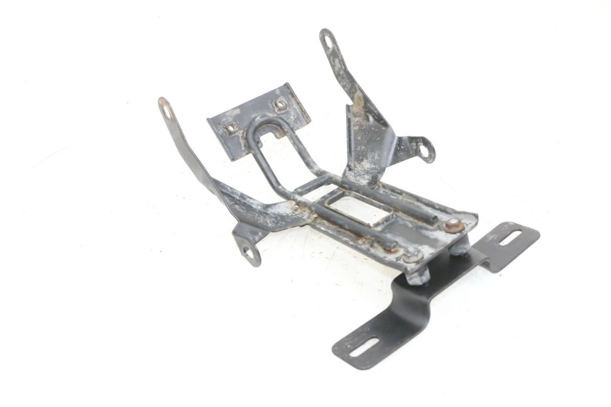 photo de KENNZEICHENHALTER KSR CODE 125 (2018 - 2020) - Detailansicht des Bauteils