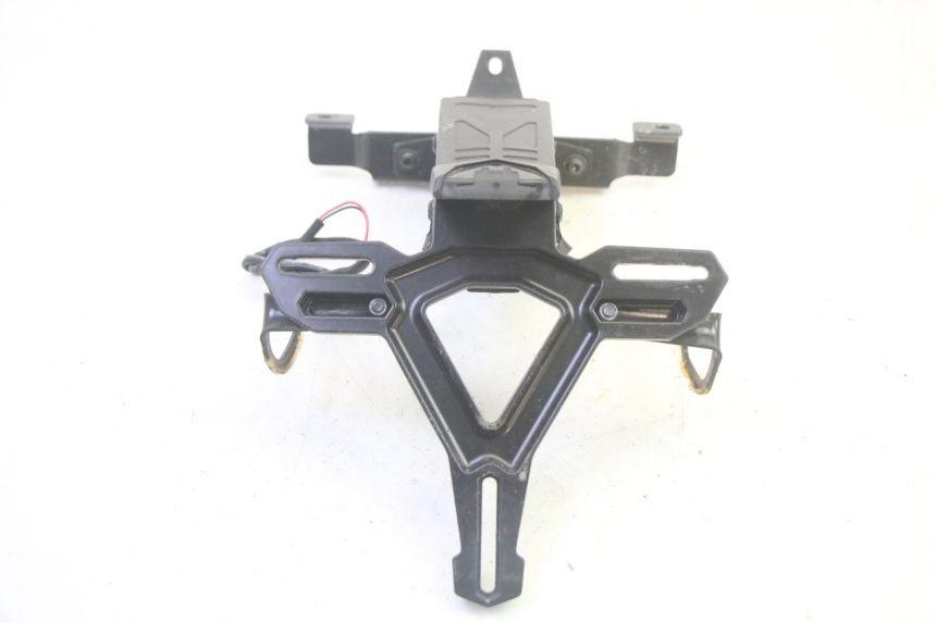 photo de KENNZEICHENHALTER YAMAHA TRICITY 300 (2020 - 2024) - Zoom auf Gebrauchszustand