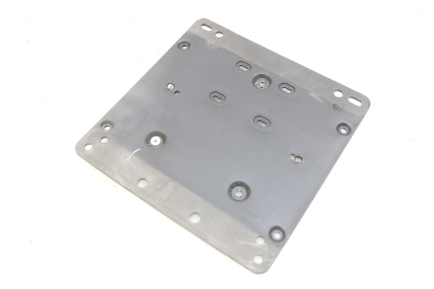 photo de KENNZEICHENHALTER PIAGGIO XEVO - X EVO 125 (2007 - 2016)