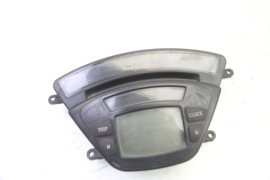 photo de ARMATURENBRETT PIAGGIO X9 EVOLUTION 125 (2003 - 2007)