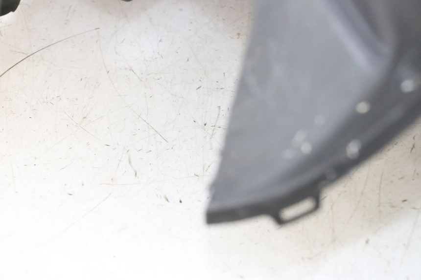 photo de INNENVERKLEIDUNG KYMCO AGILITY 16+ 4T 50 (2018 - 2023) - Hochauflösende Nahaufnahme