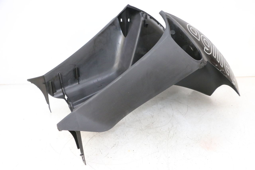 photo de INNENVERKLEIDUNG KYMCO AGILITY 4T 50 (2018 - 2022) - Hochauflösende Nahaufnahme