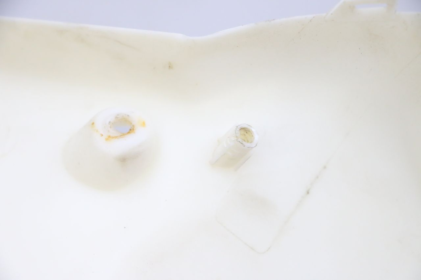 photo de INNENVERKLEIDUNG MBK BOOSTER SPIRIT NAKED 50 (2004 - 2017) - Zoom auf Gebrauchszustand