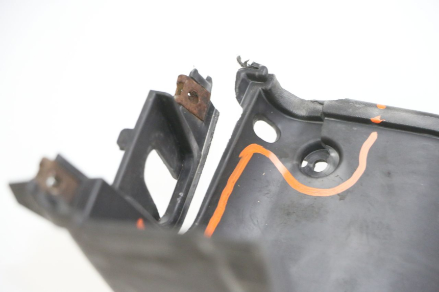 photo de INNENVERKLEIDUNG SUZUKI BURGMAN 125 (2007 - 2014)