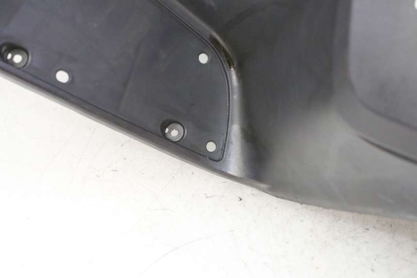 photo de INNENVERKLEIDUNG SUZUKI BURGMAN 125 (2007 - 2014)