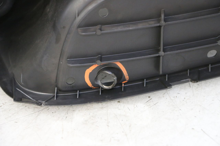 photo de INNENVERKLEIDUNG SUZUKI BURGMAN 125 (2007 - 2014)