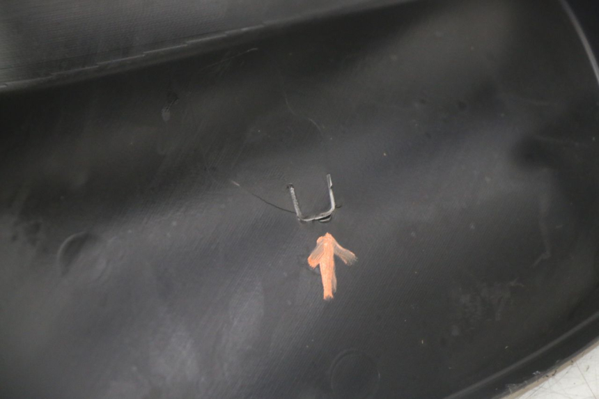 photo de INNENVERKLEIDUNG PEUGEOT KISBEE 4T 50 (2018 - 2022) - Kennzeichnungen und Originalreferenzen