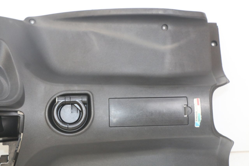photo de INNENVERKLEIDUNG PIAGGIO NEW TYPHOON 50 (2010 - 2017)