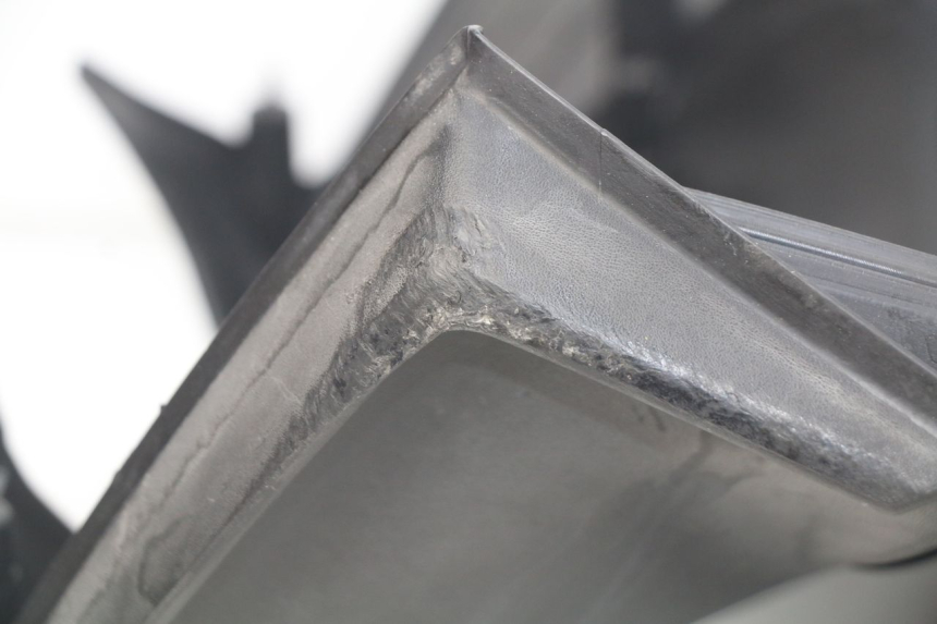 photo de INNENVERKLEIDUNG PEUGEOT GEOPOLIS 400 (2007 - 2013)