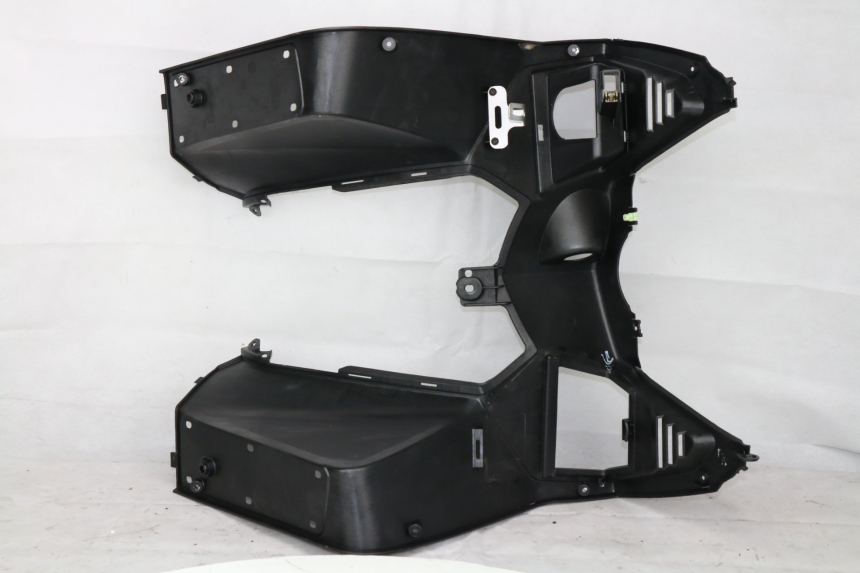 photo de INNENVERKLEIDUNG PEUGEOT SATELIS COMPRESSOR K15 125 (2006 - 2009)