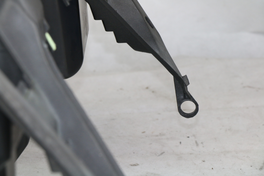 photo de INNENVERKLEIDUNG PEUGEOT SATELIS COMPRESSOR K15 125 (2006 - 2009)