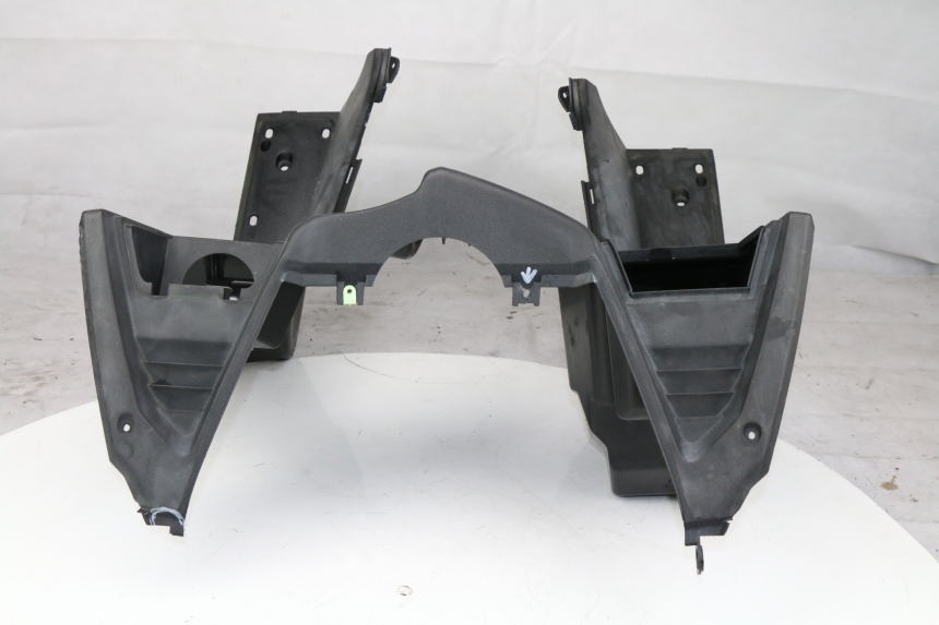 photo de INNENVERKLEIDUNG PEUGEOT SATELIS COMPRESSOR K15 125 (2006 - 2009)