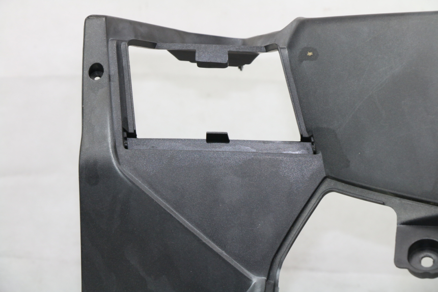 photo de INNENVERKLEIDUNG PEUGEOT SATELIS COMPRESSOR K15 125 (2006 - 2009)