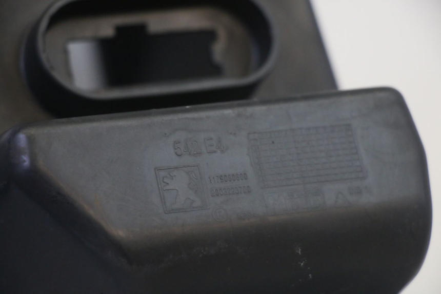 photo de BEINSCHILD PEUGEOT SATELIS 125 (2013 - 2018)