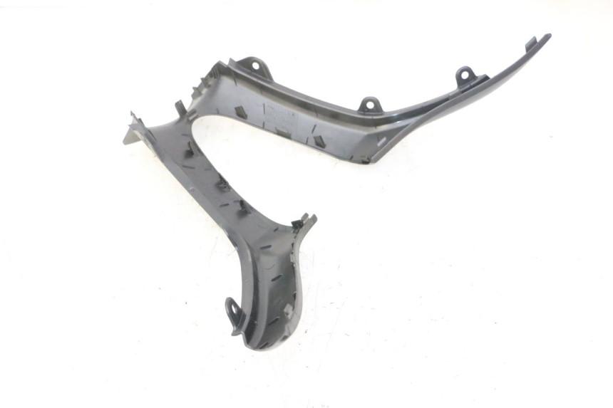 photo de BEINSCHILD OBEN YAMAHA XMAX X-MAX 125 (2021 - 2025)