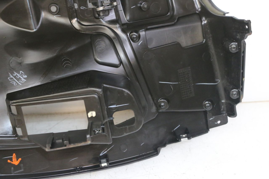 photo de INNENVERKLEIDUNG APRILIA SXR 50 (2021 - 2023)