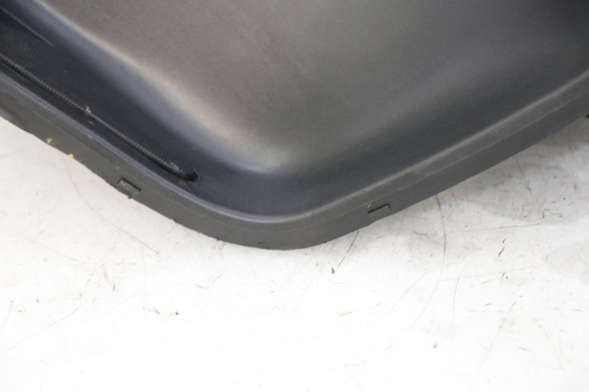 photo de INNENVERKLEIDUNG YAMAHA X-MAX XMAX 125 (2010 - 2014)