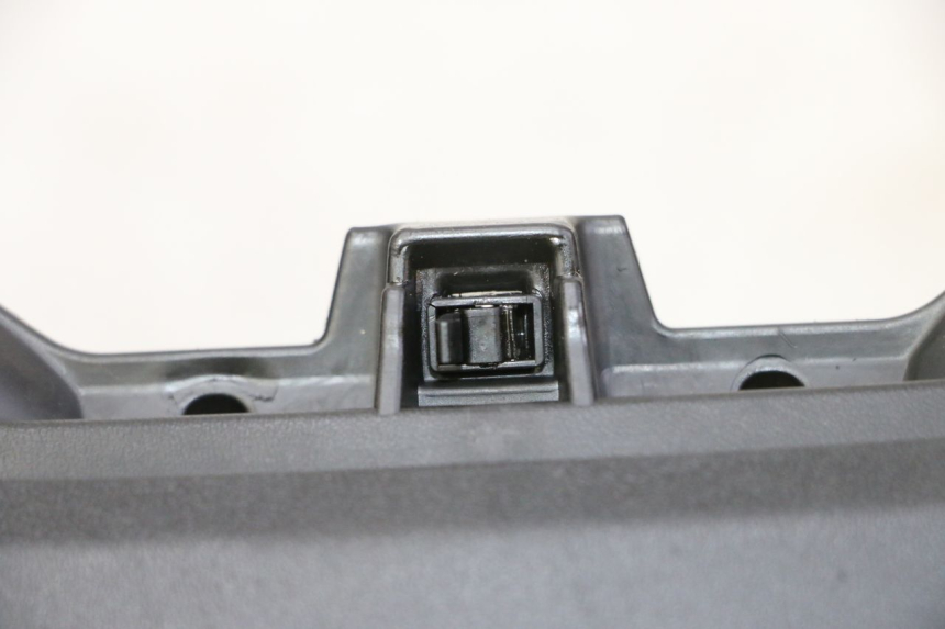 photo de INNENVERKLEIDUNG YAMAHA X-MAX XMAX 125 (2010 - 2014)