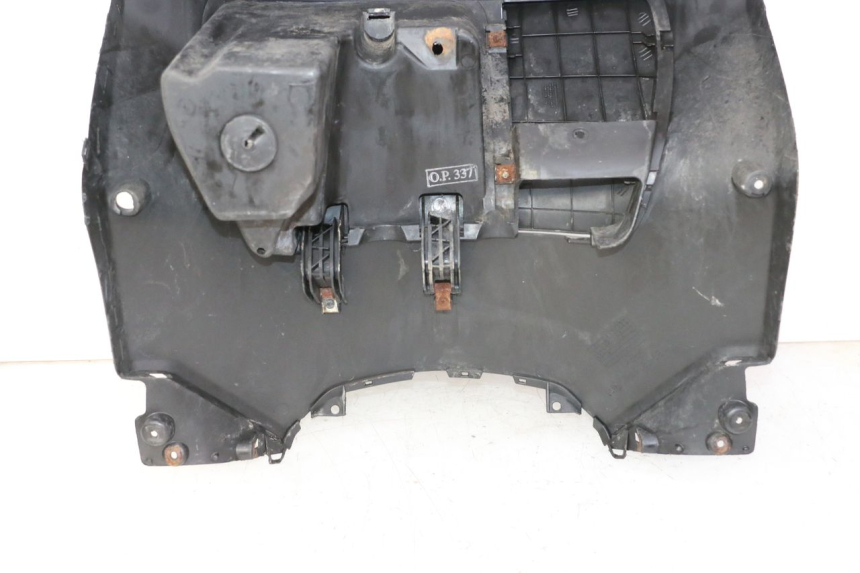 photo de INNENVERKLEIDUNG YAMAHA X-MAX XMAX 250 (2006 - 2009)