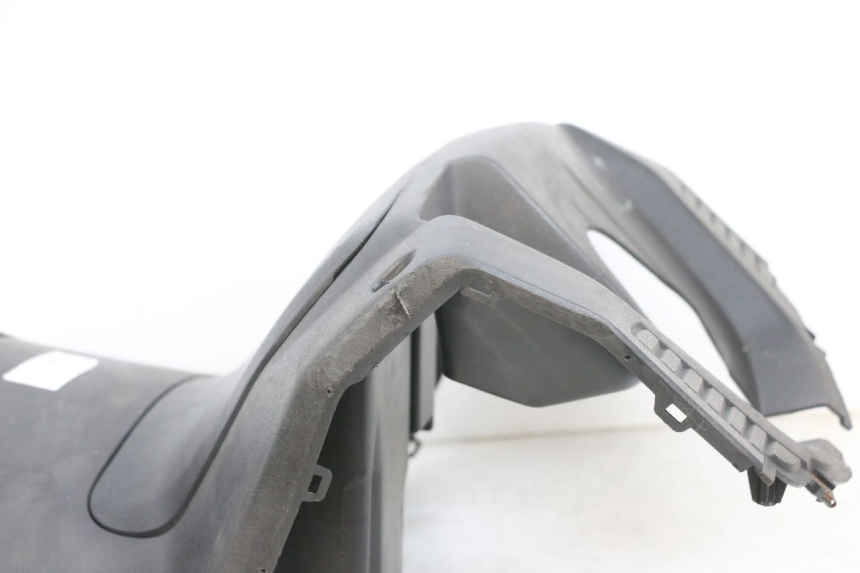 photo de INNENVERKLEIDUNG YAMAHA XMAX X-MAX 125 (2006 - 2009) - Zoom auf Komponenten