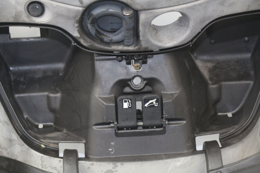 photo de INNENVERKLEIDUNG PIAGGIO X9 EVOLUTION 125 (2003 - 2007)